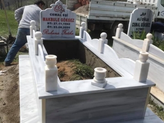 Marmara Kollu Mezar
